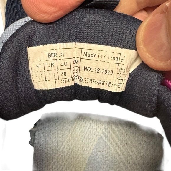 Vionic Berlin sneakers in blue with bungee lace - Picture 7 of 9